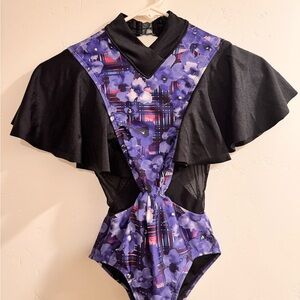 Flutter sleeve leotard